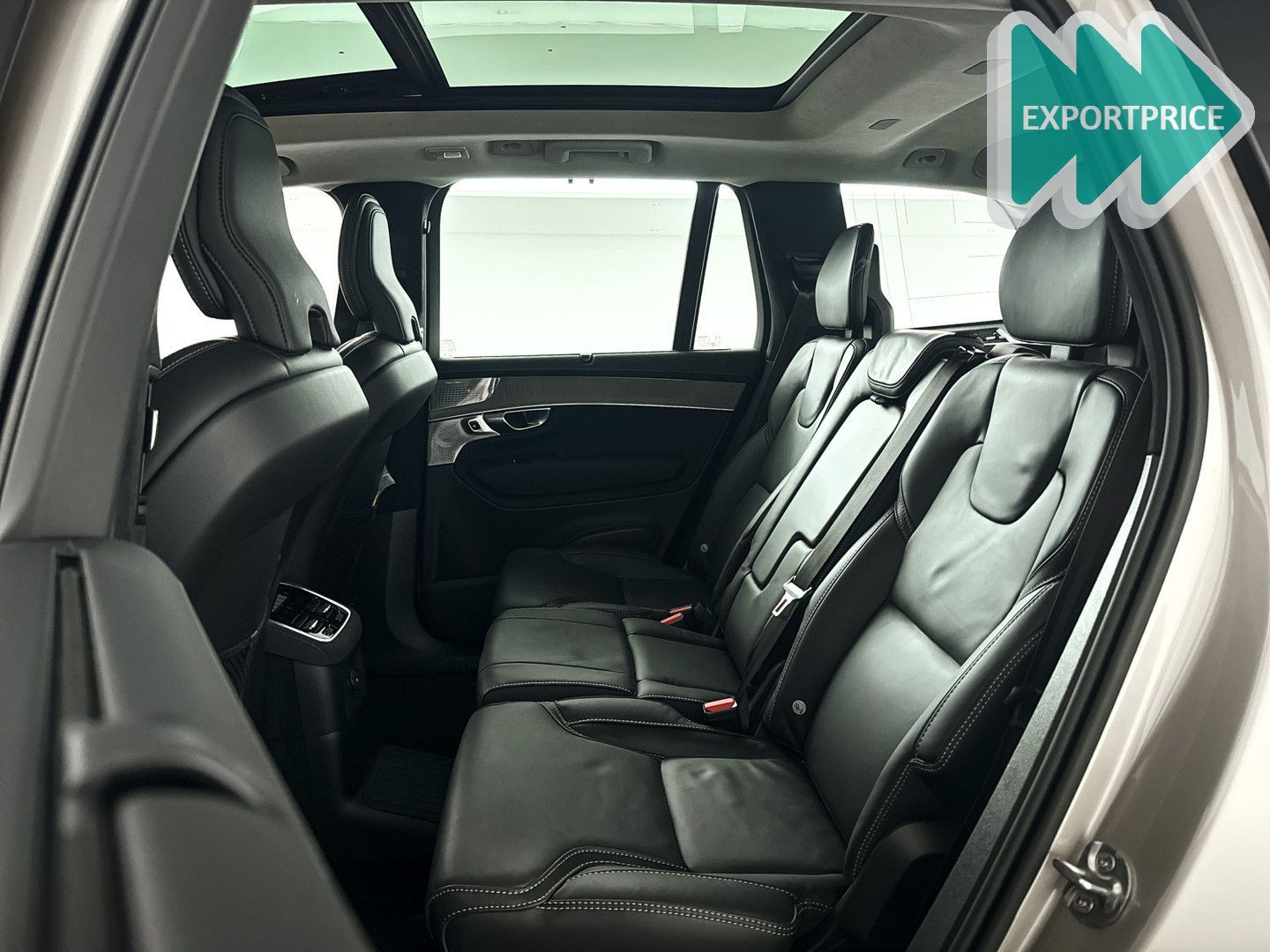 Volvo XC90 T8 Plug-in hybrid AWD Ultra Dark | panorama