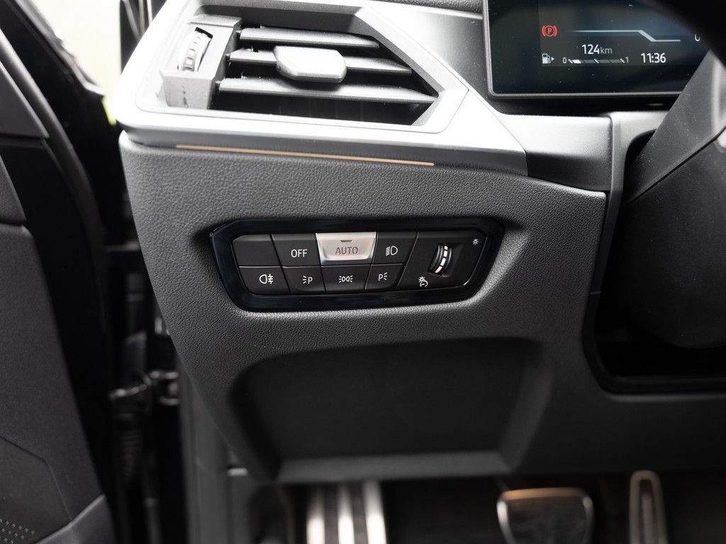 BMW 320i Touring M-Sportpaket - Samsaru's Car Outlet