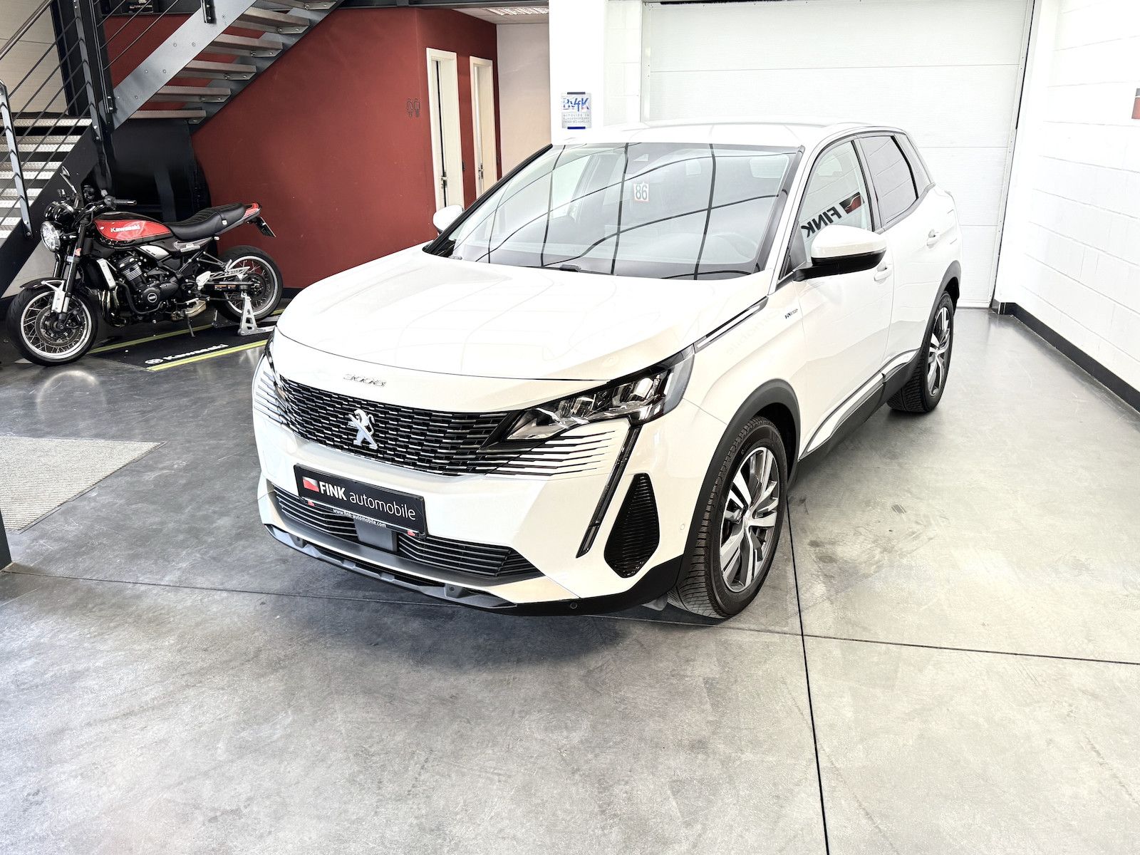 Peugeot 3008 1.6 225 Allure 1.Hand Plug-In Hybrid AHK
