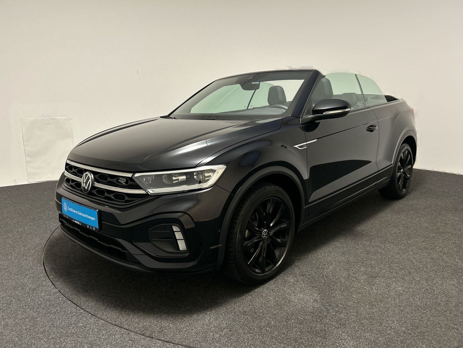 Volkswagen T-Roc 1.5 TSI - Samsaru's Car Outlet