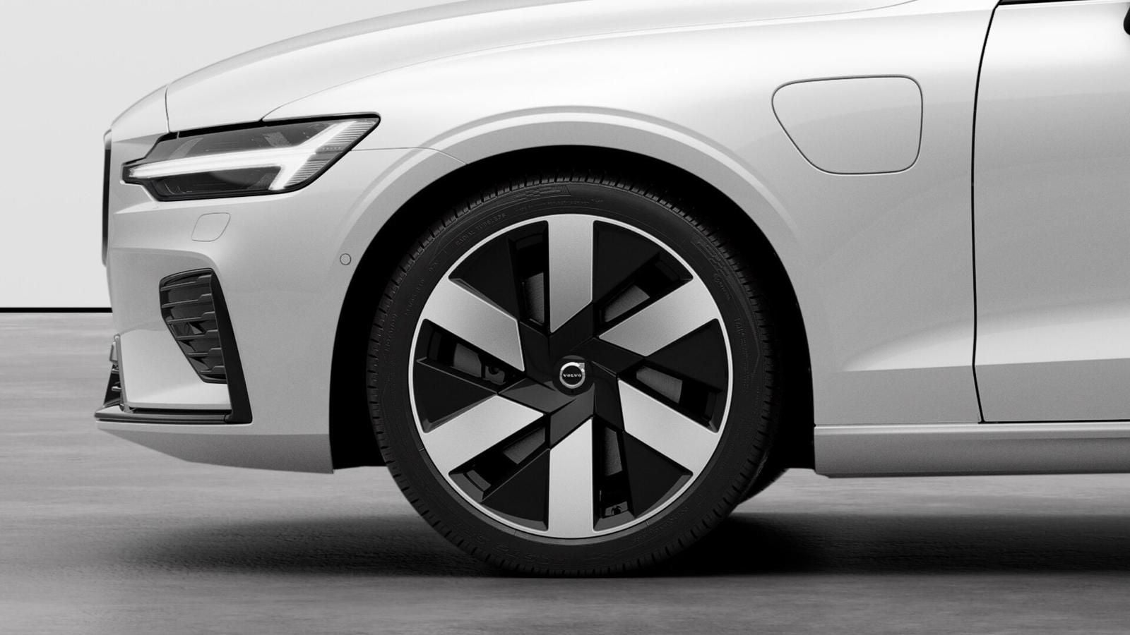 Volvo V60 Plus Dark T8 AWD H/K 360° AHK PANO TH-LED BP