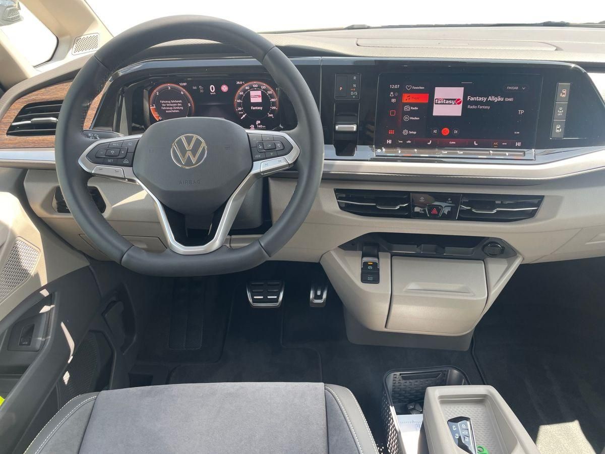 Volkswagen T7 Multivan 2.0 TDI DSG KÜ STYLE - Samsaru's Car Outlet