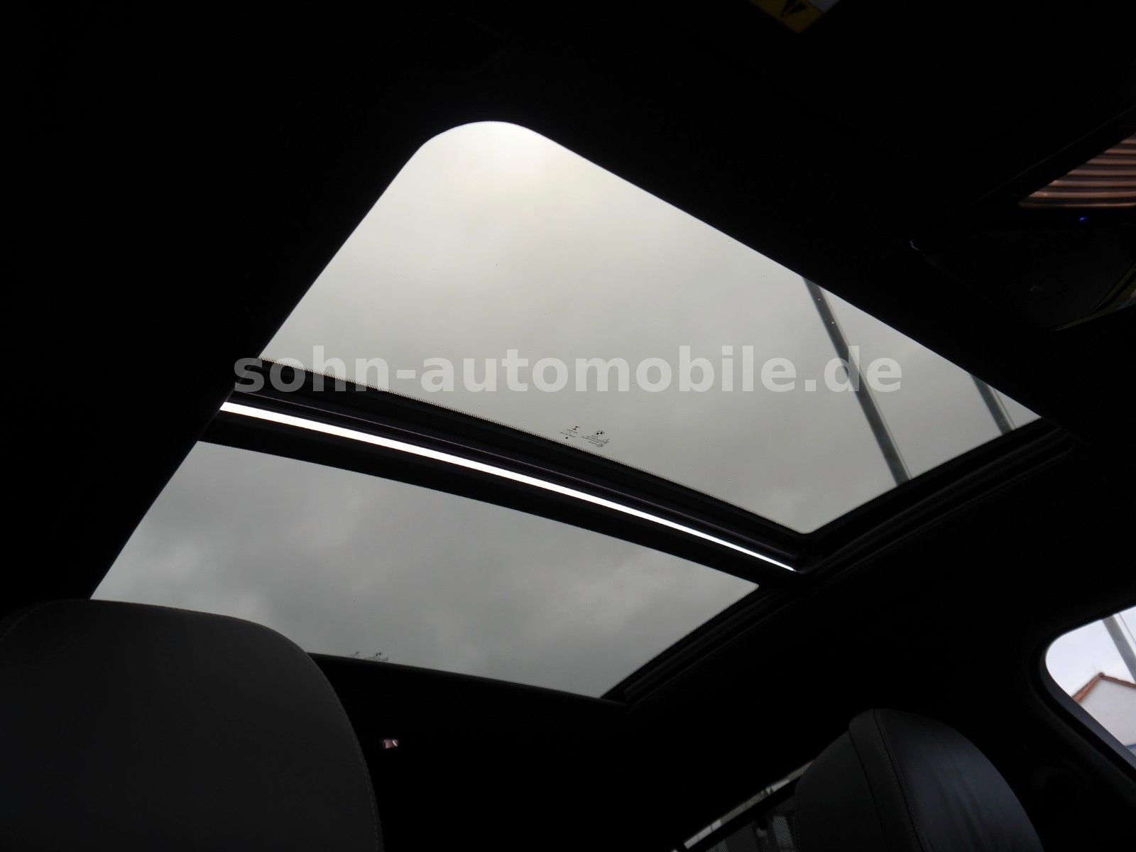 BMW X6 xDr 40d M-Sport EDITION BLACK VERMILION 2Achs