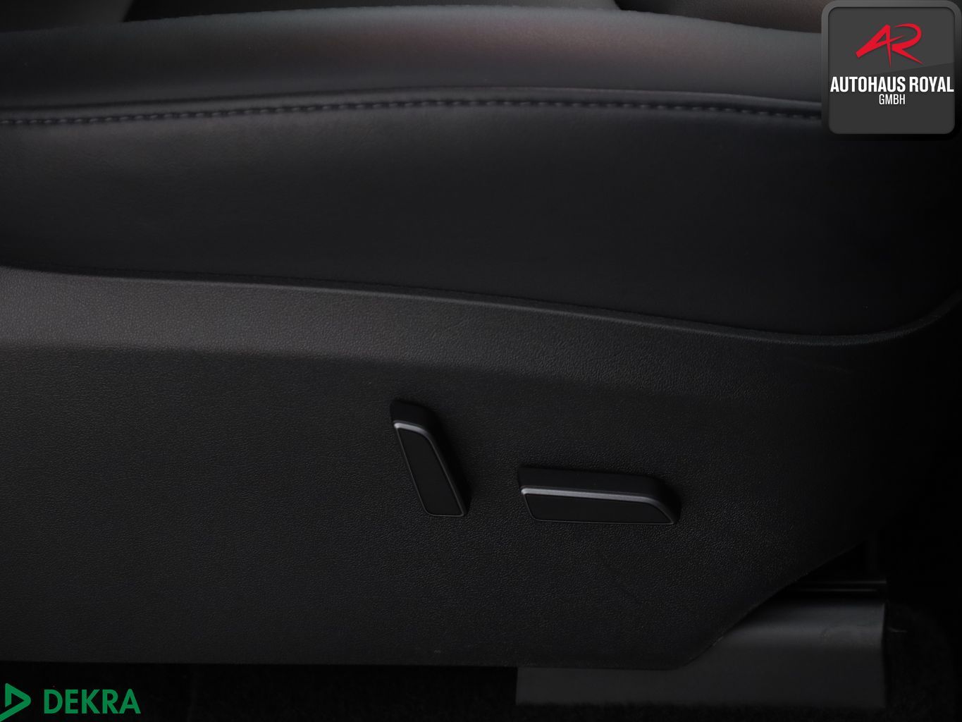 Tesla Model Y Long Range Dual AWD PANO,360°,PARKLENK