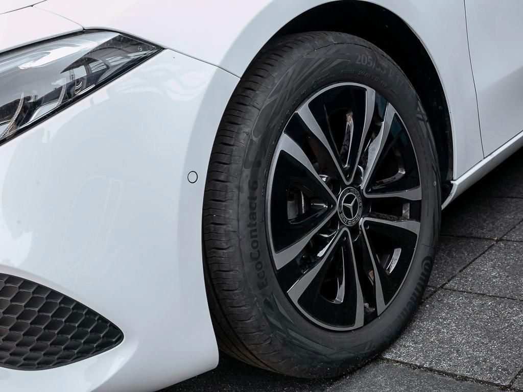 Mercedes-Benz A 180 Progressive - Samsaru's Car Outlet