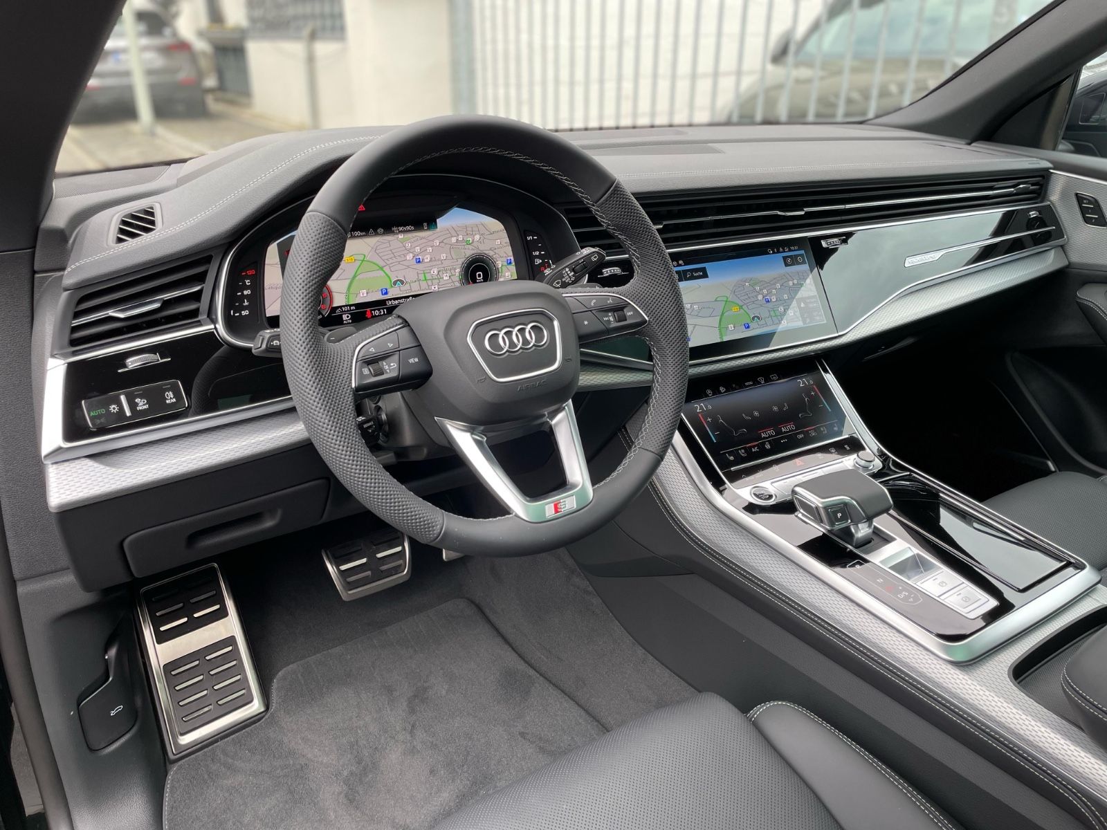 Audi Q8 50 TDI Facelift - Samsaru's Car Outlet