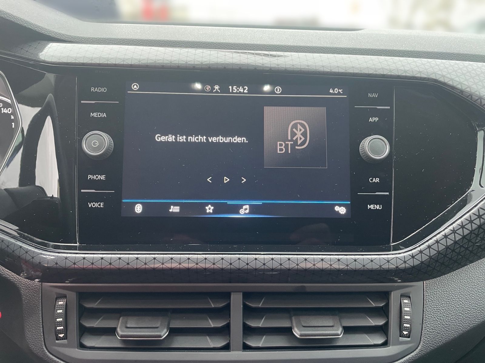 Volkswagen T-Cross Style 1.0 l TSI - Samsaru's Car Outlet