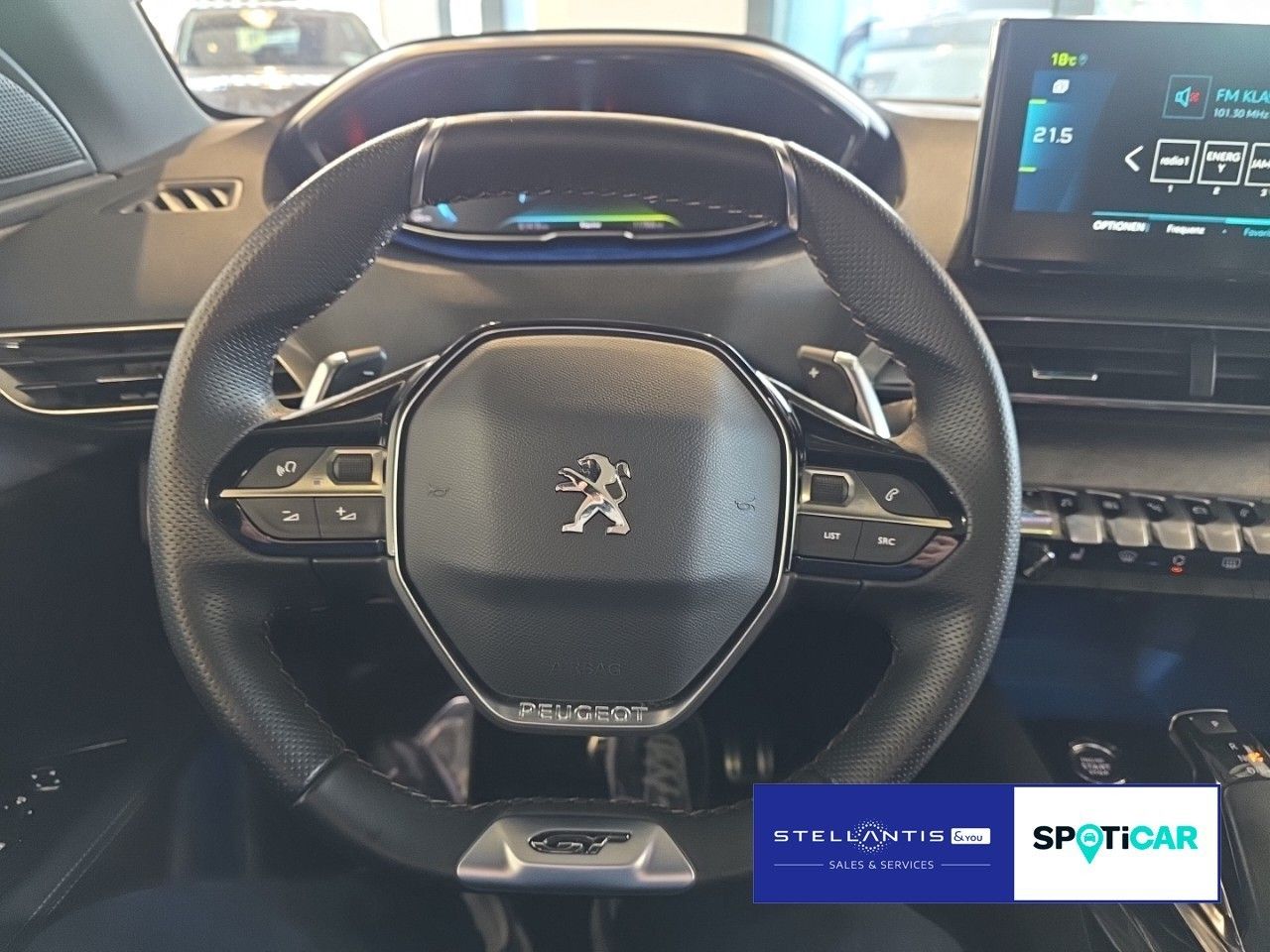 Peugeot 3008 Hybrid 225 GT PANODACH SHZ NAVI CAM
