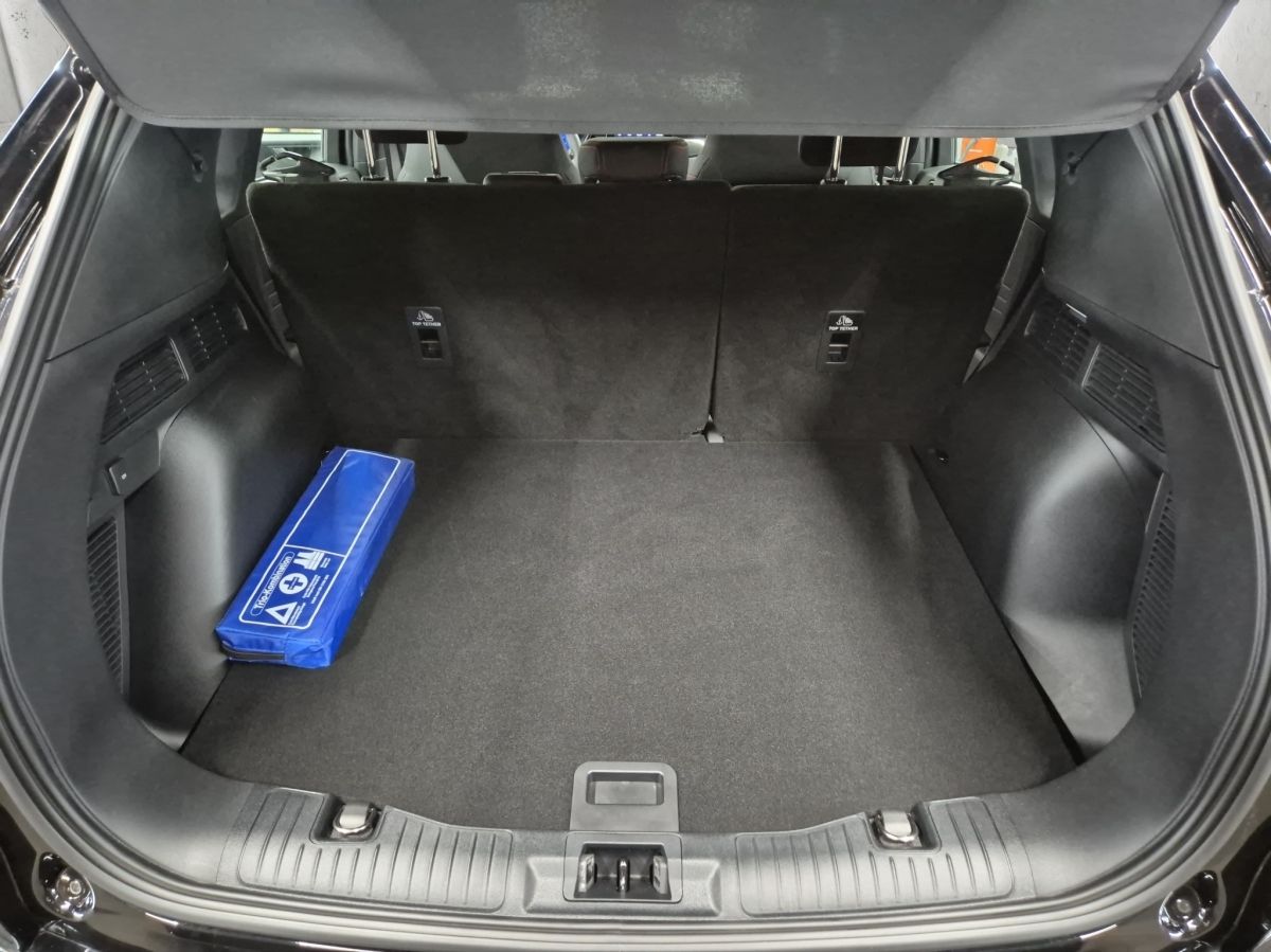 Ford Kuga ST-Line - Samsaru's Car Outlet