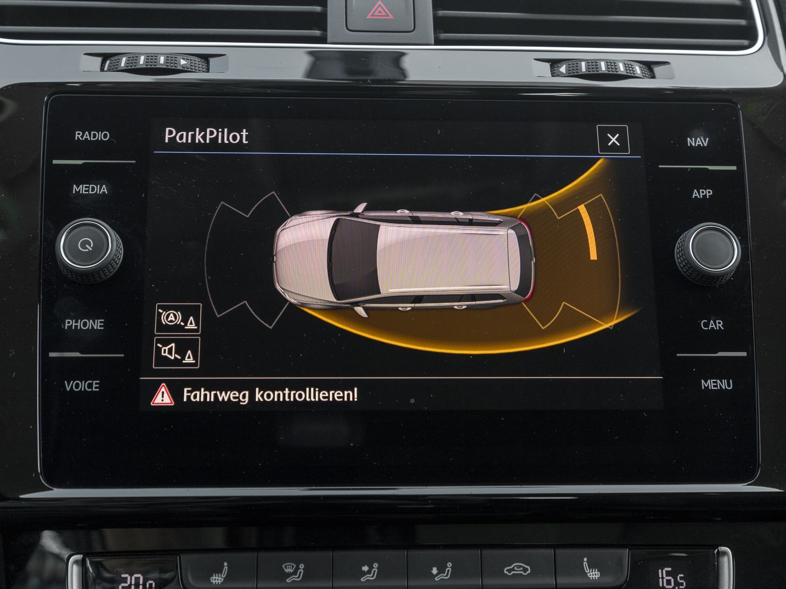 Volkswagen Golf Variant 1.5 TSI HIGHLINE - Samsaru's Car Outlet