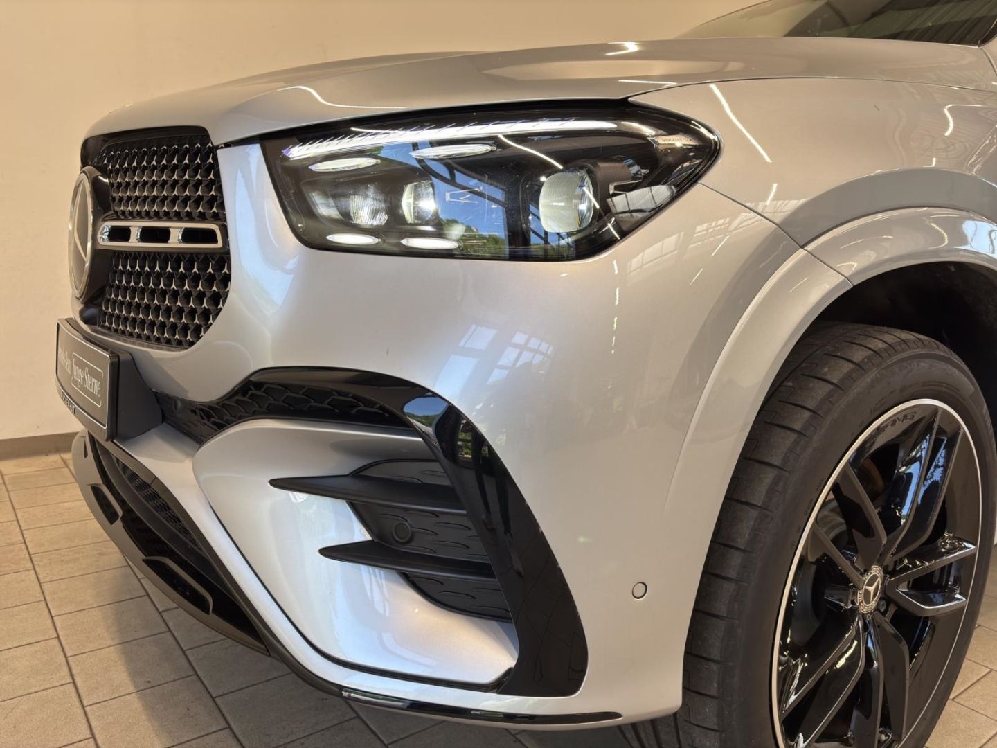 Mercedes-Benz GLE 450 d 4M AMG NIGHT+AIRM+AHK+STDHZG+PANO+360°