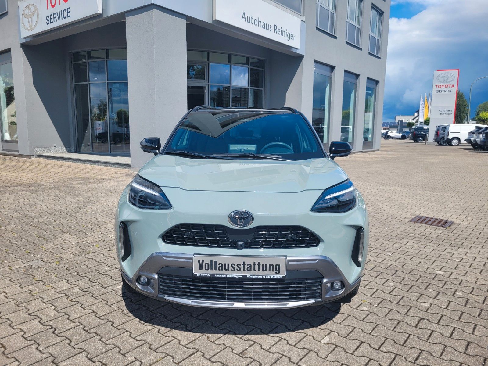 Toyota Yaris Cross Hybrid 4x4 Premiere Edt.*Vollausst.*