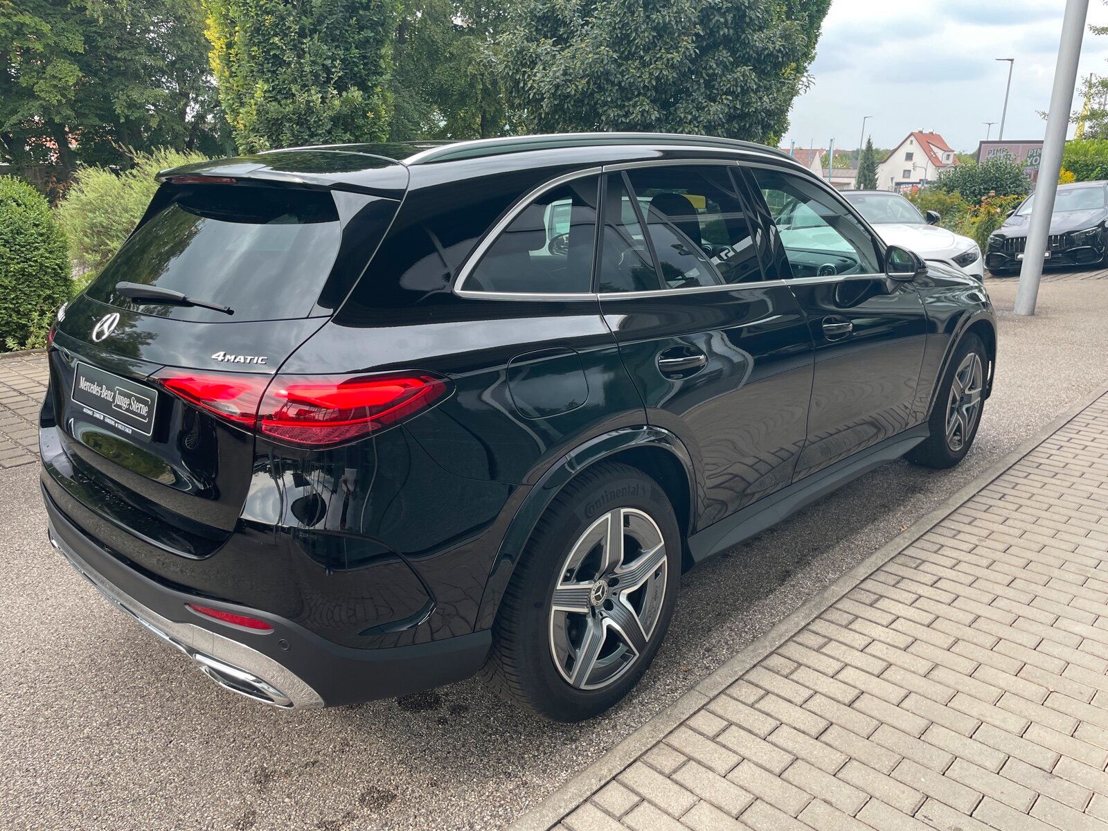 Mercedes-Benz GLC 300 d 4M AMG*AHK*DISTRONIC*MEMORY*LED*CAM