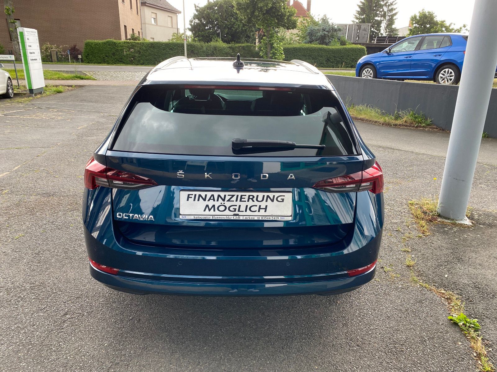Skoda Octavia Combi 1.5 TSI Style - Samsaru's Car Outlet