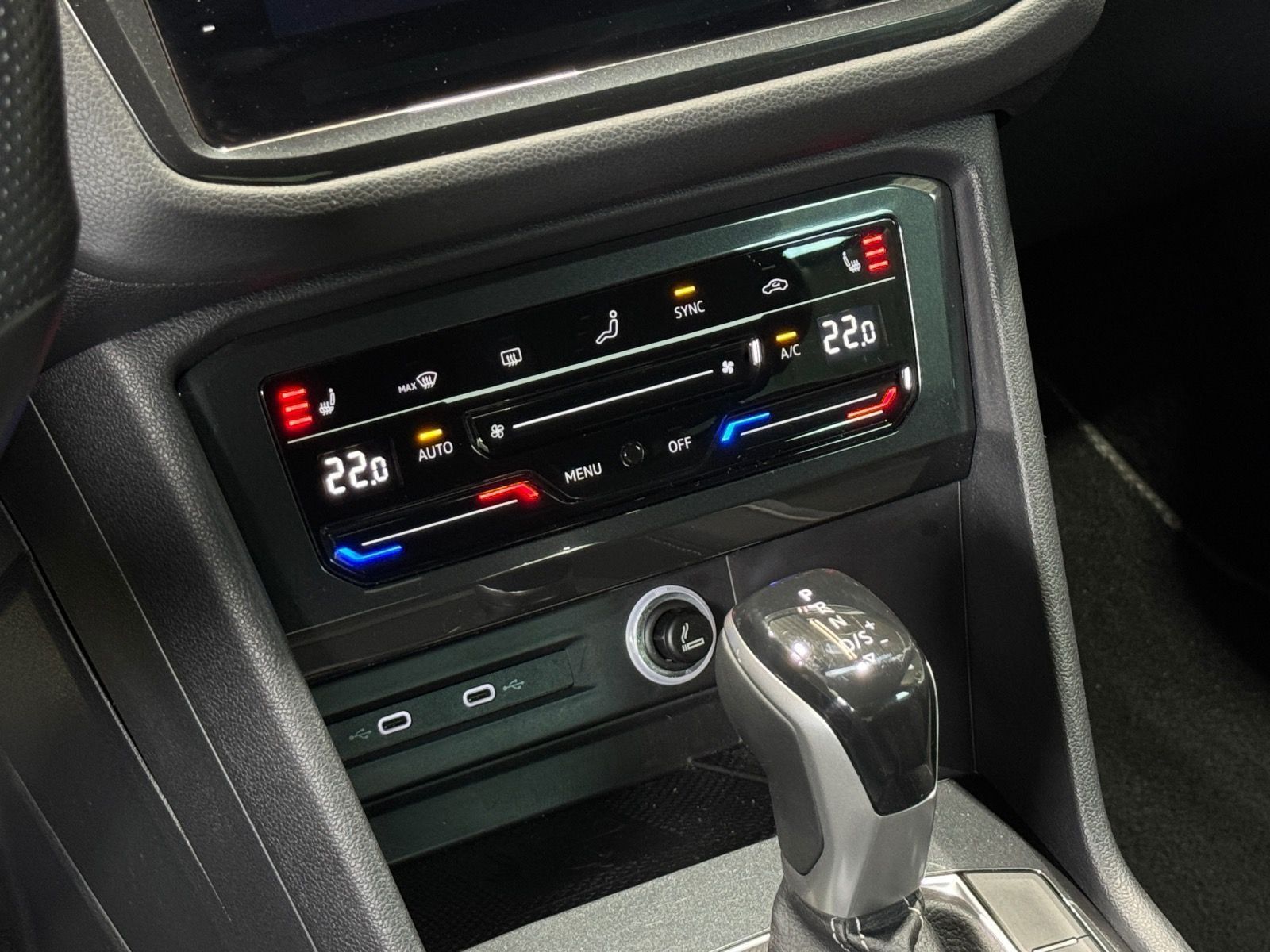 Volkswagen Tiguan R-Line 2.0 TDI DSG - Samsaru's Car Outlet