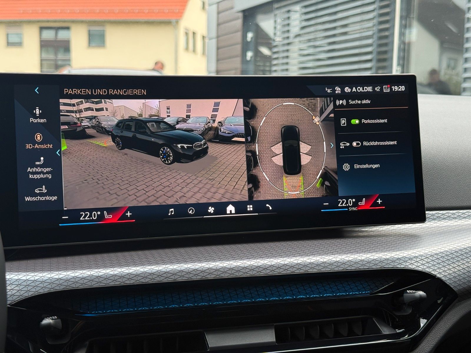 BMW 320i M Sport HuD AHK ACC 360° LED+