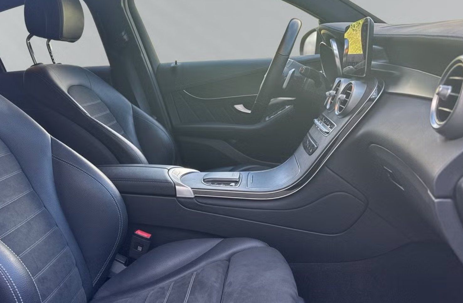 Mercedes-Benz GLC 300 e 4Matic COUPE AMG-LINE