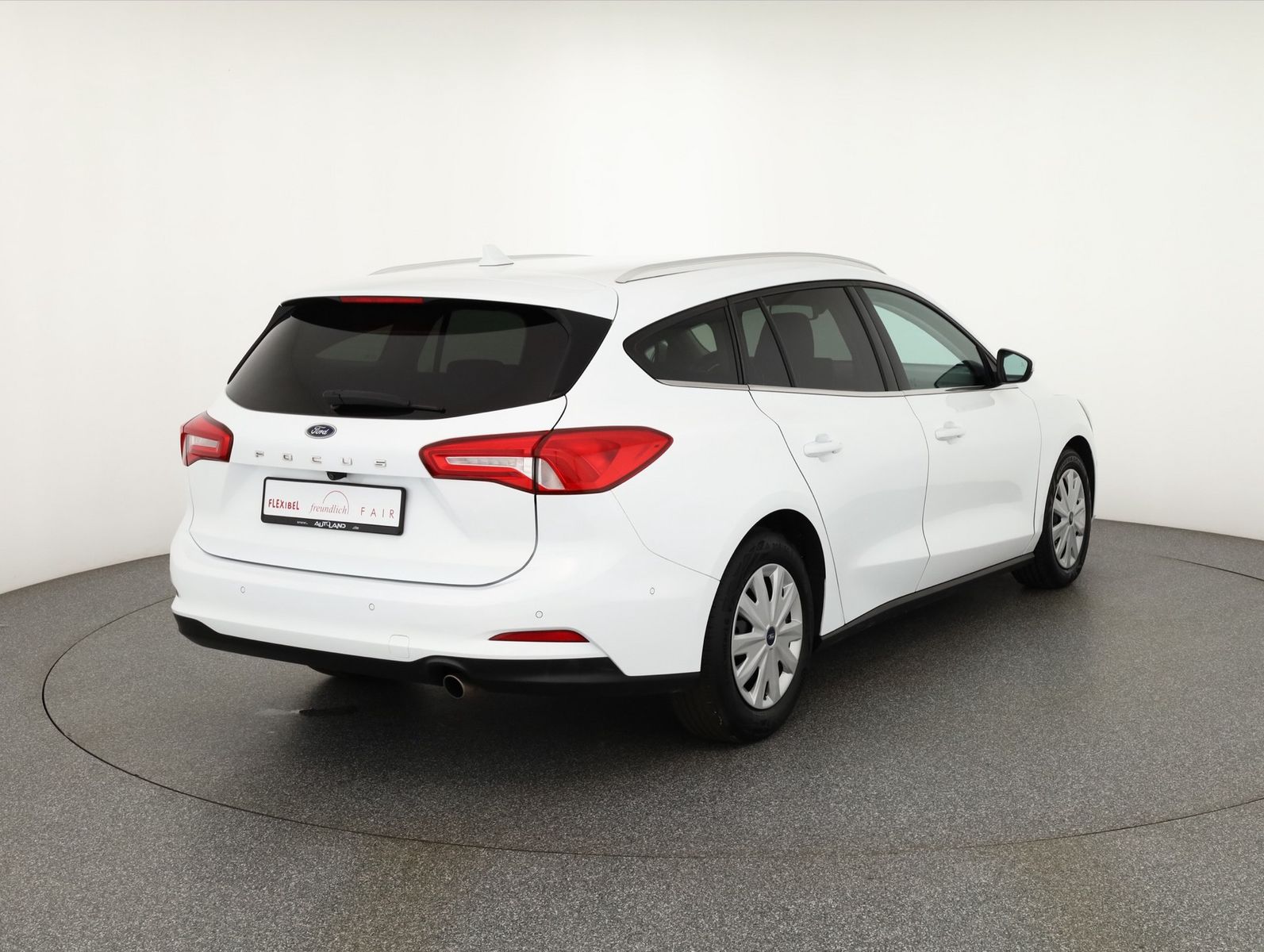 Ford Focus Turnier 2.0 EcoBlue Aut. - Samsaru's Car Outlet