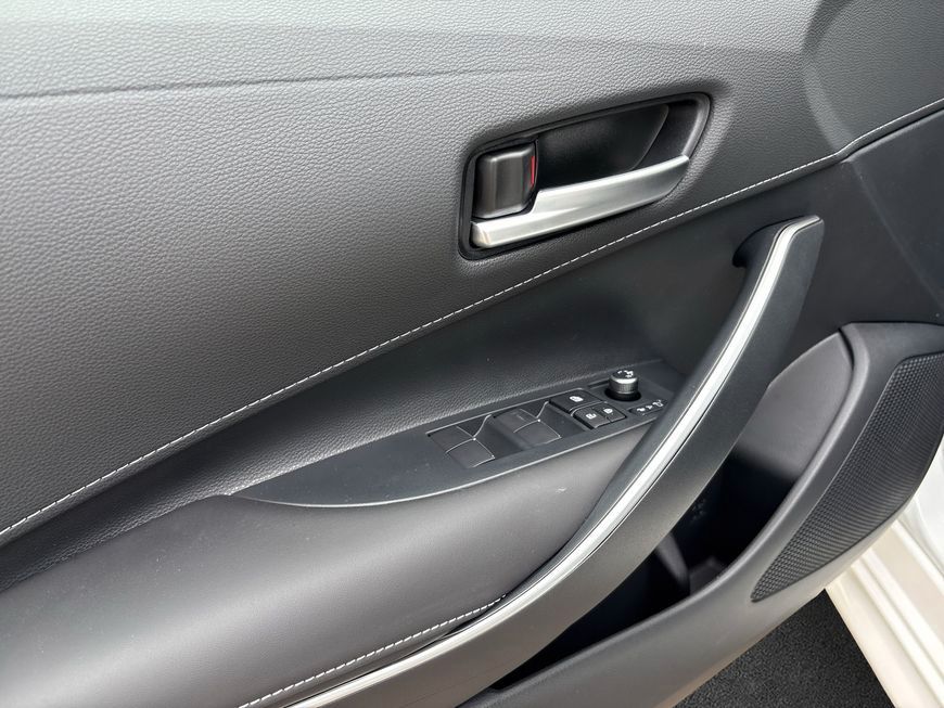 Toyota Corolla 2.0 Hybrid TS Technik-Paket Kamera Navi