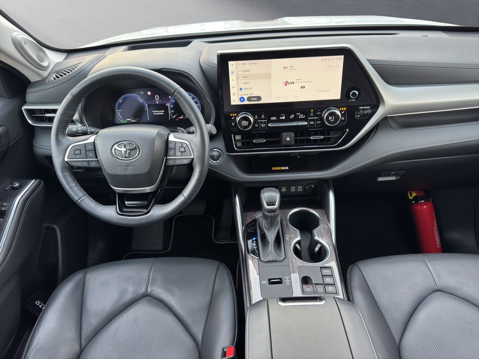 Toyota Highlander Hybrid Luxury 7 SITZER+AHK+LEDER+HuD