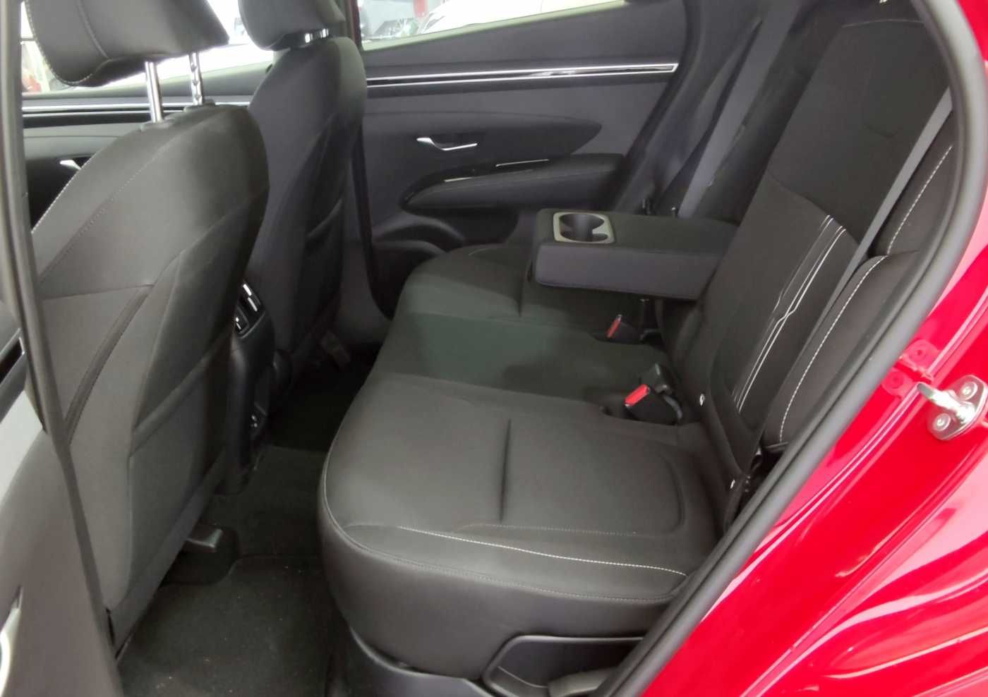 Hyundai TUCSON Hybrid 2WD Advantage - Samsaru's Car Outlet