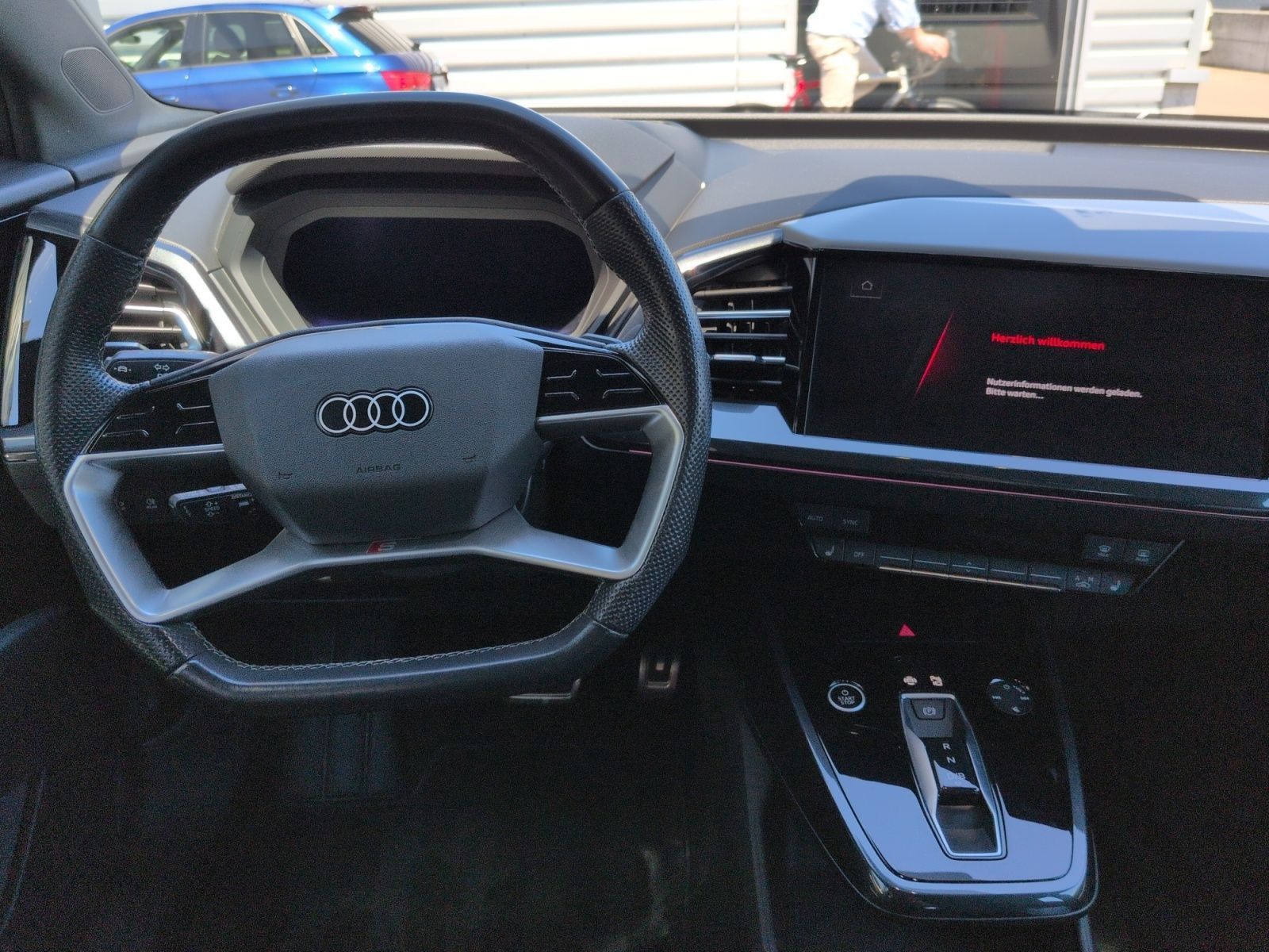 Audi Q4 e-tron 50 quat. S line Matrix ACC HuD AHK