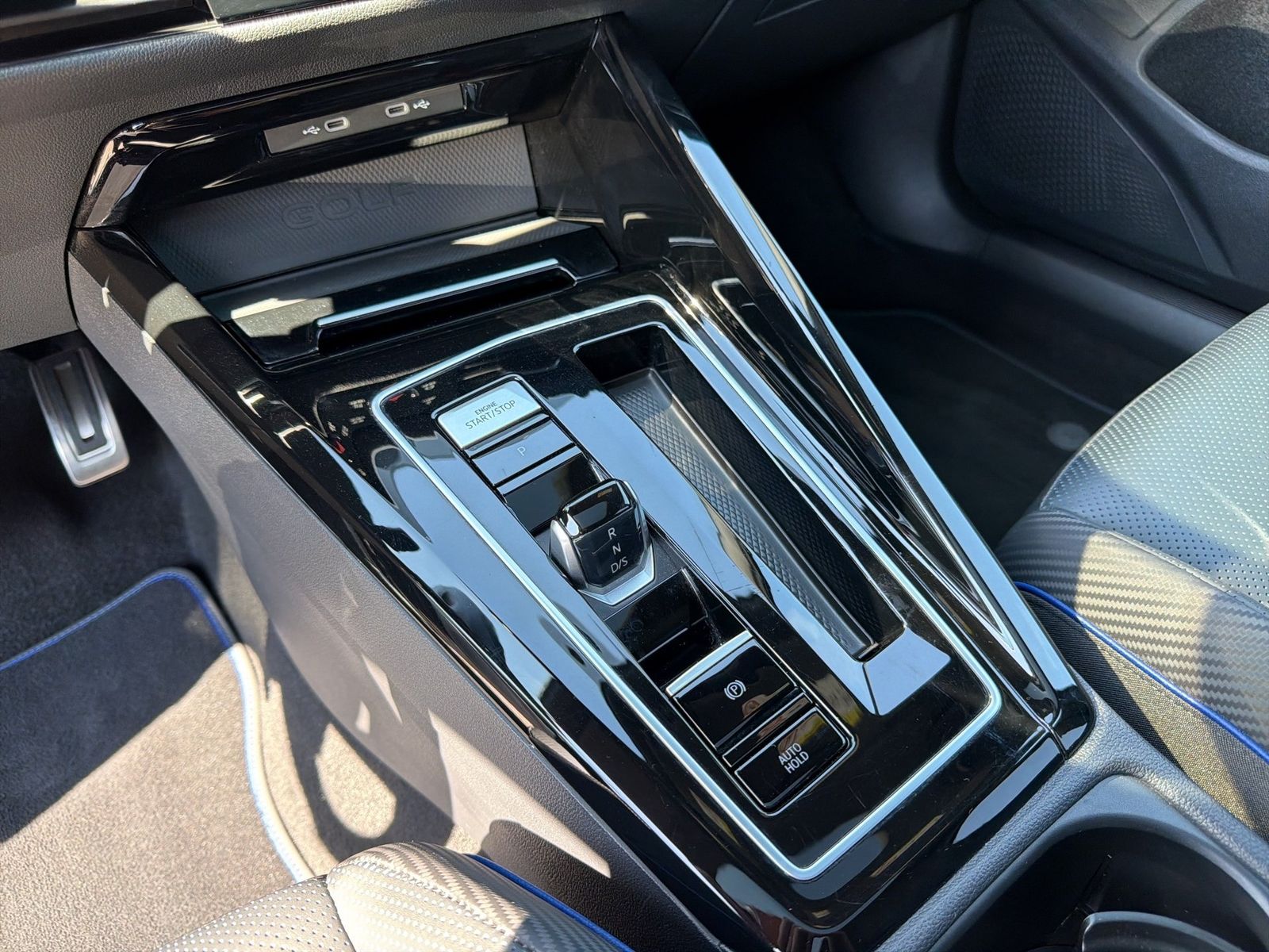 Volkswagen Golf R R-Performance/ Akrapovic DCC-Fahrwerk