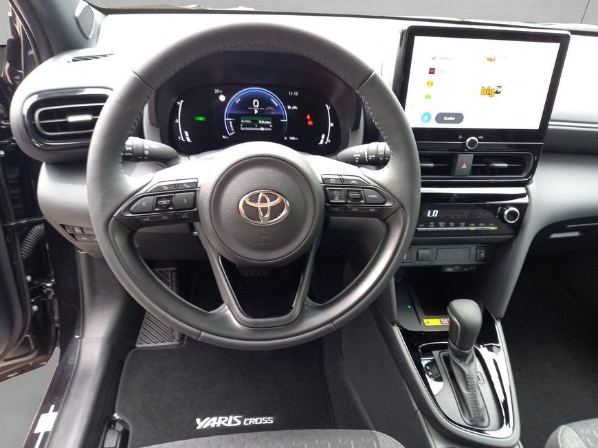 Toyota Yaris Cross Teamplayer Safety-Paket Winter-Paket