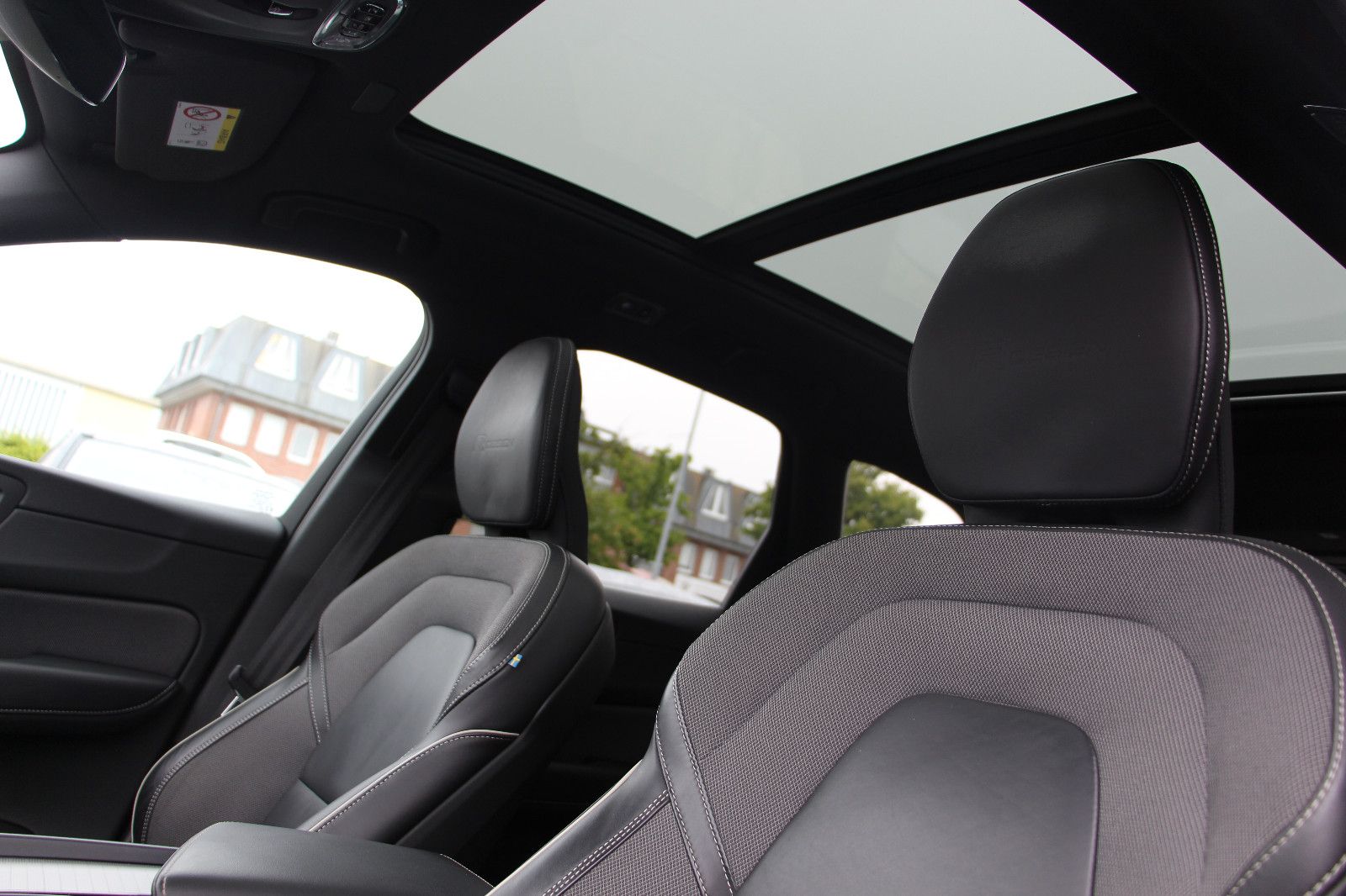 Volvo XC60 R Design AWD