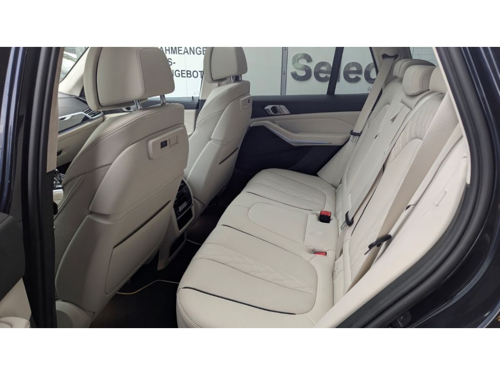 BMW X5 xDrive 45e iPerformance M-Sport HUD Luftfeder