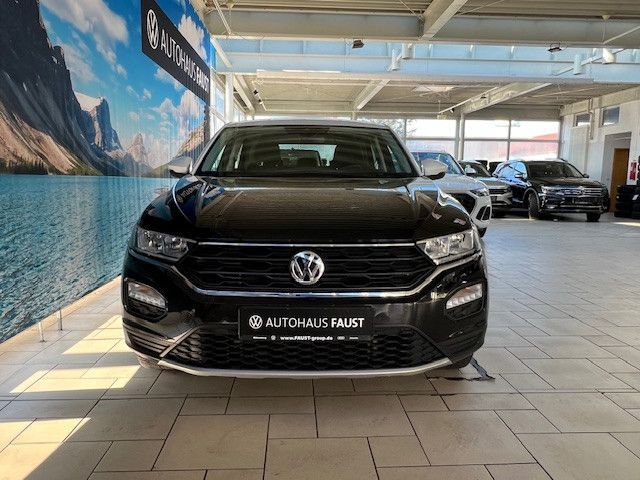Volkswagen T-ROC United - Samsaru's Car Outlet