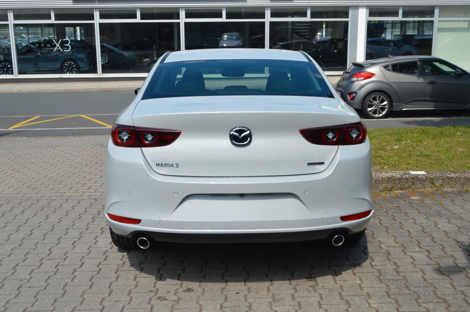 Mazda 3 Benzin 140PS 6AG Exclusive-line 4-Türer SHZ