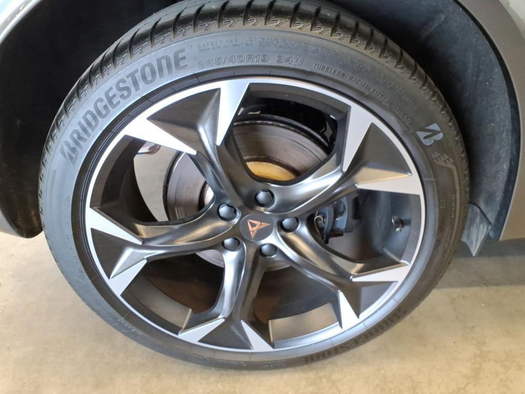 Cupra Formentor 1.4 TSI e-HYBRID 180kW AHK*Tempo*PDC