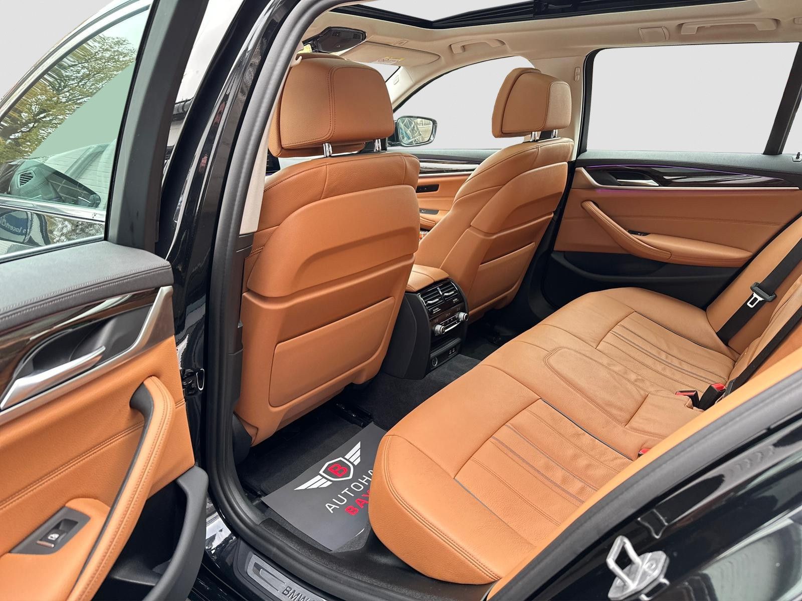 BMW 520 d Touring *Luxury* DIS.KEY/HUD/360/HiFi/PANO