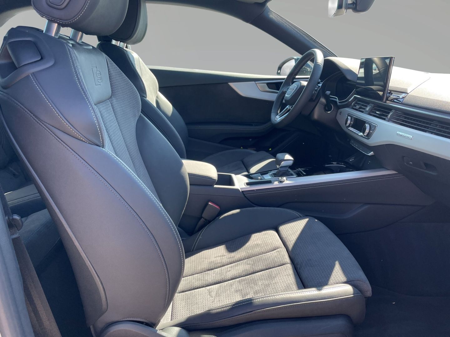 Audi A5 Coupe 45 TFSI S-Line qu Matrix Kamera HuD Pan