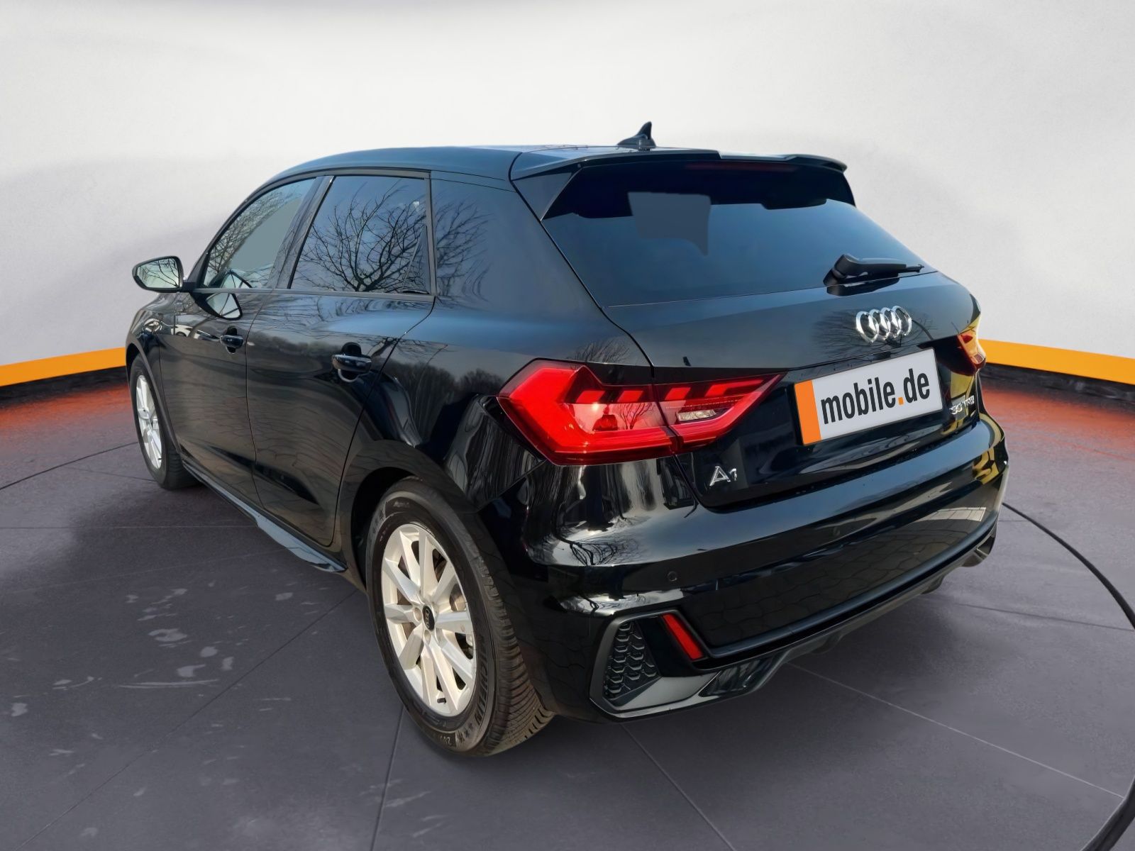 Audi A1 Sportback S line 30TFSI S tronic - Samsaru's Car Outlet