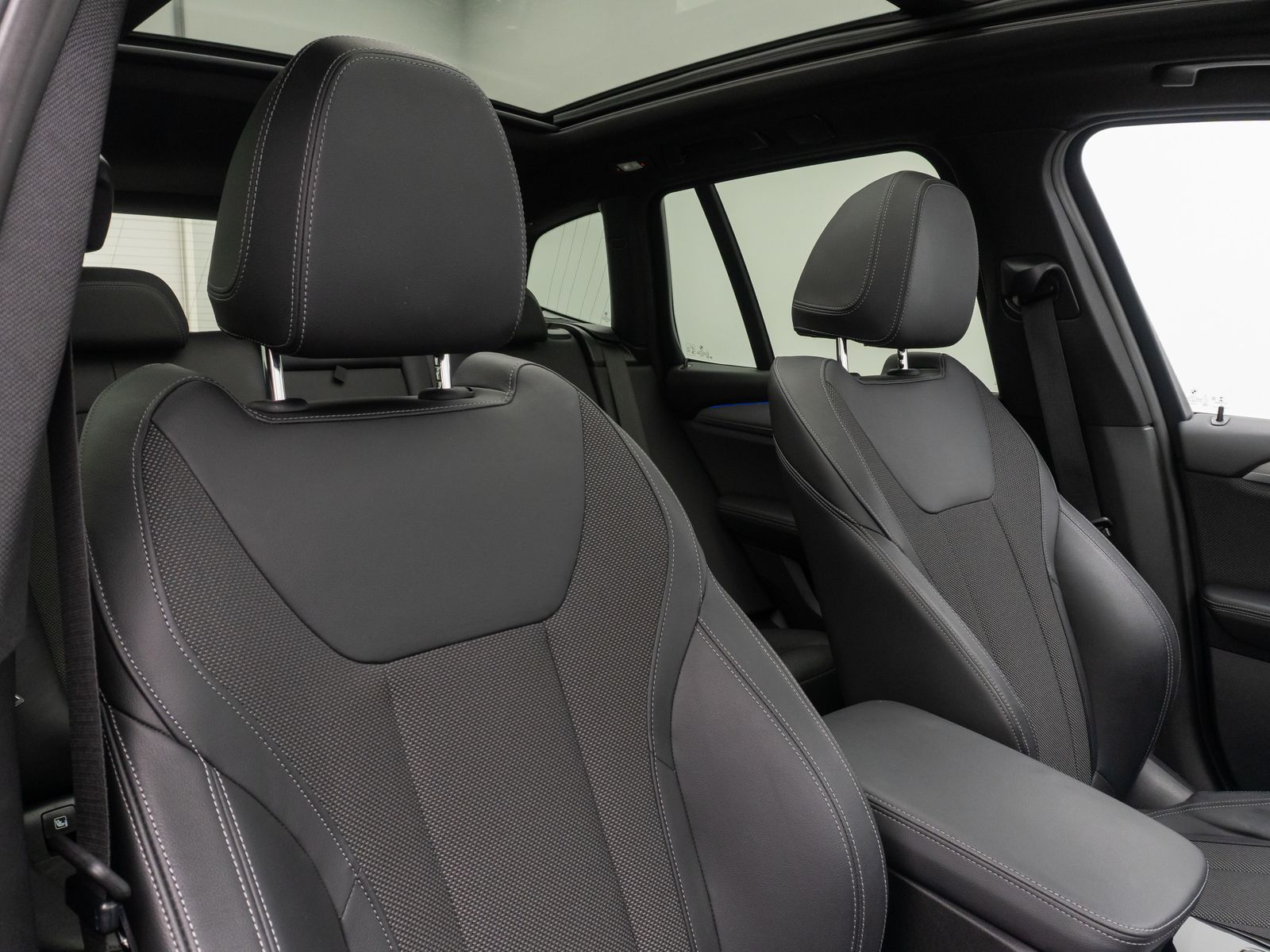 BMW X3 xD20d xLine - Samsaru's Car Outlet