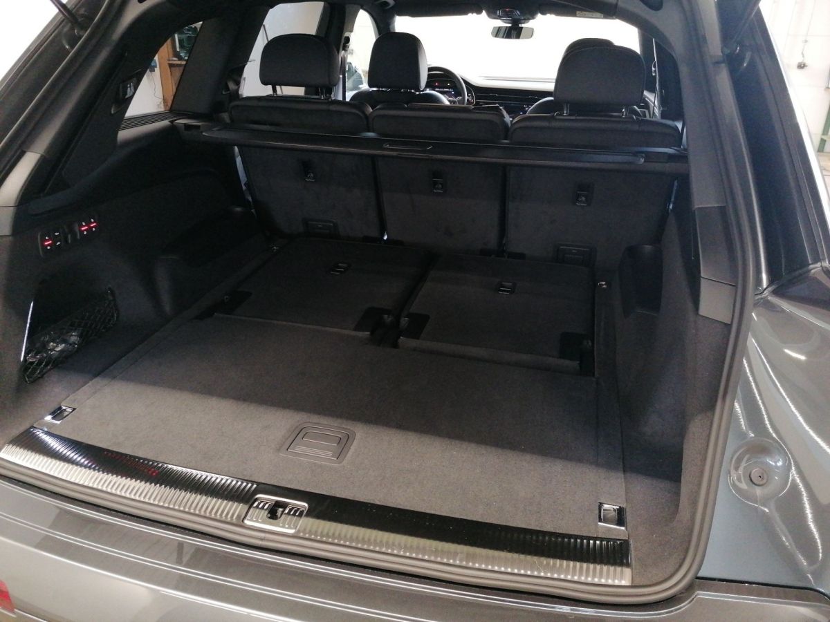 Audi Q7 SUV S line 50 TDI quattro tiptronic 21''ALU.P
