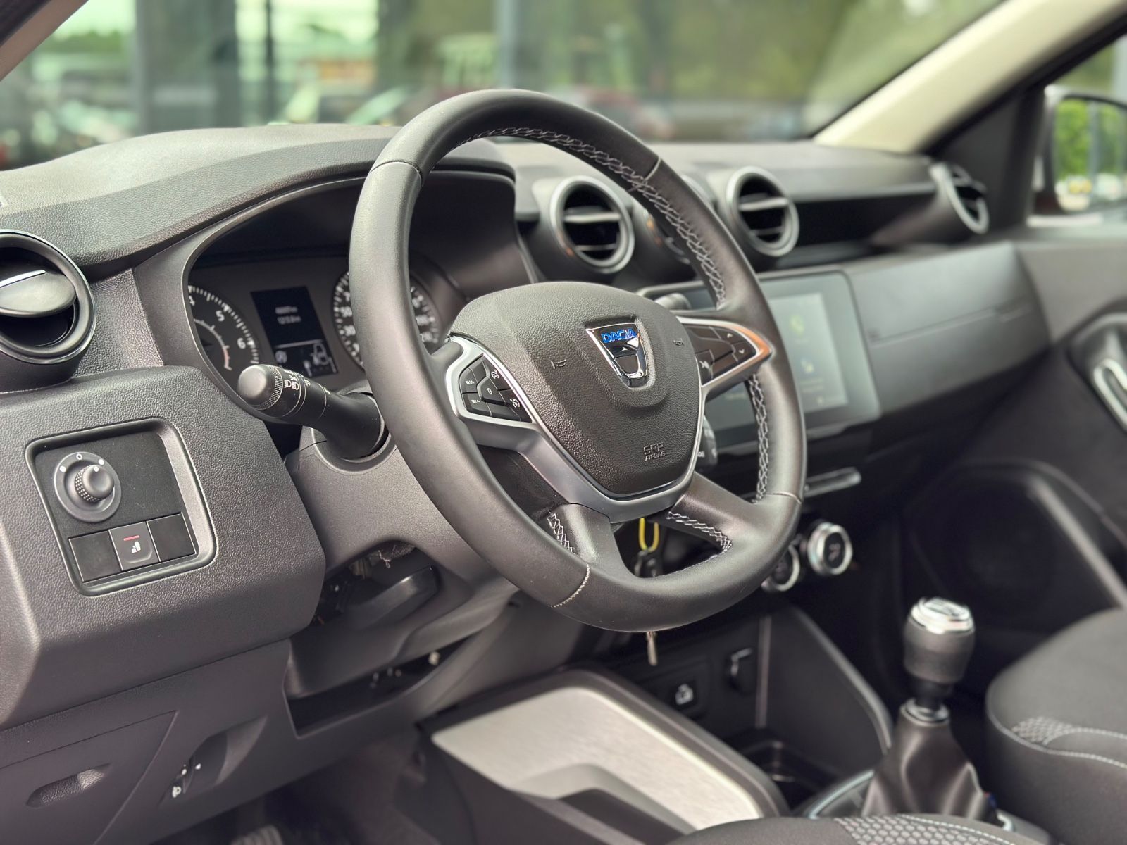 Dacia Duster Blue dCi 115 2WD Prestige - Samsaru's Car Outlet