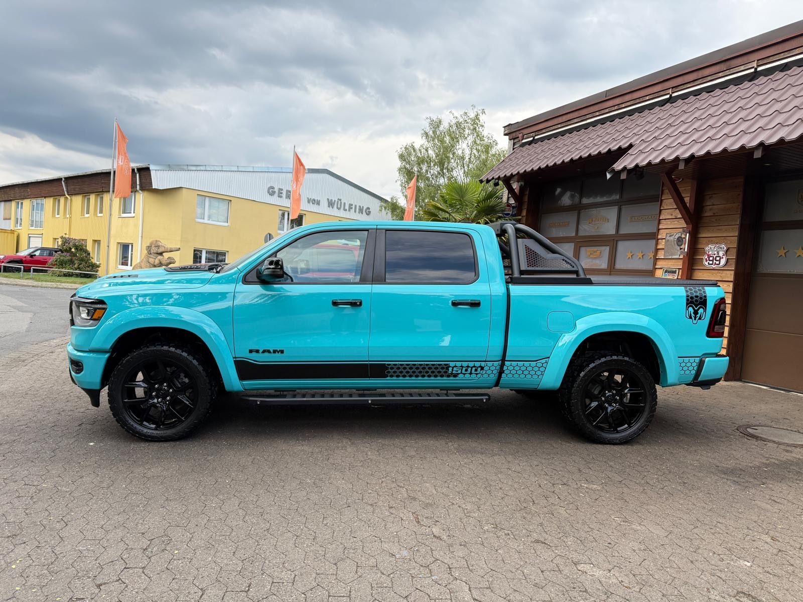 Dodge LPG*LARAMIE*OFFROAD*LIFT*AHK*NAVI*LED*GARANTIE*