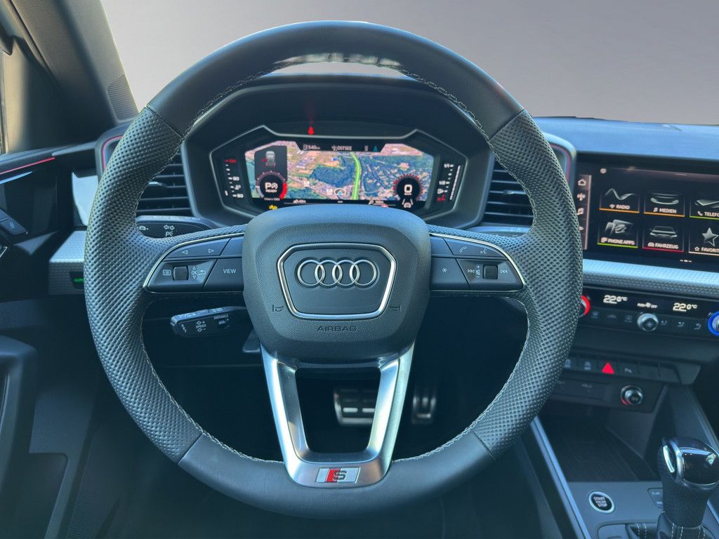 Audi A1 Sportback 35 1.5 TFSI S-tronic S line LED ACC