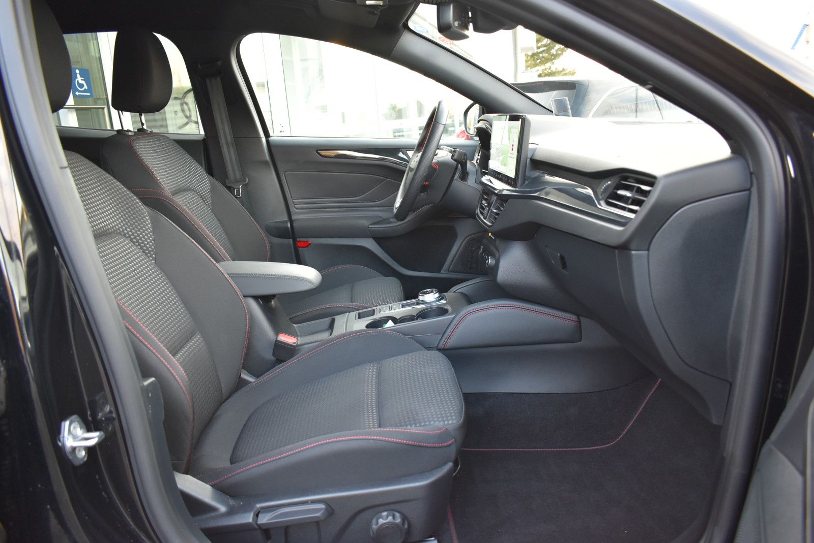 Ford Focus Turnier 1.5 ST-Line X Aut.
