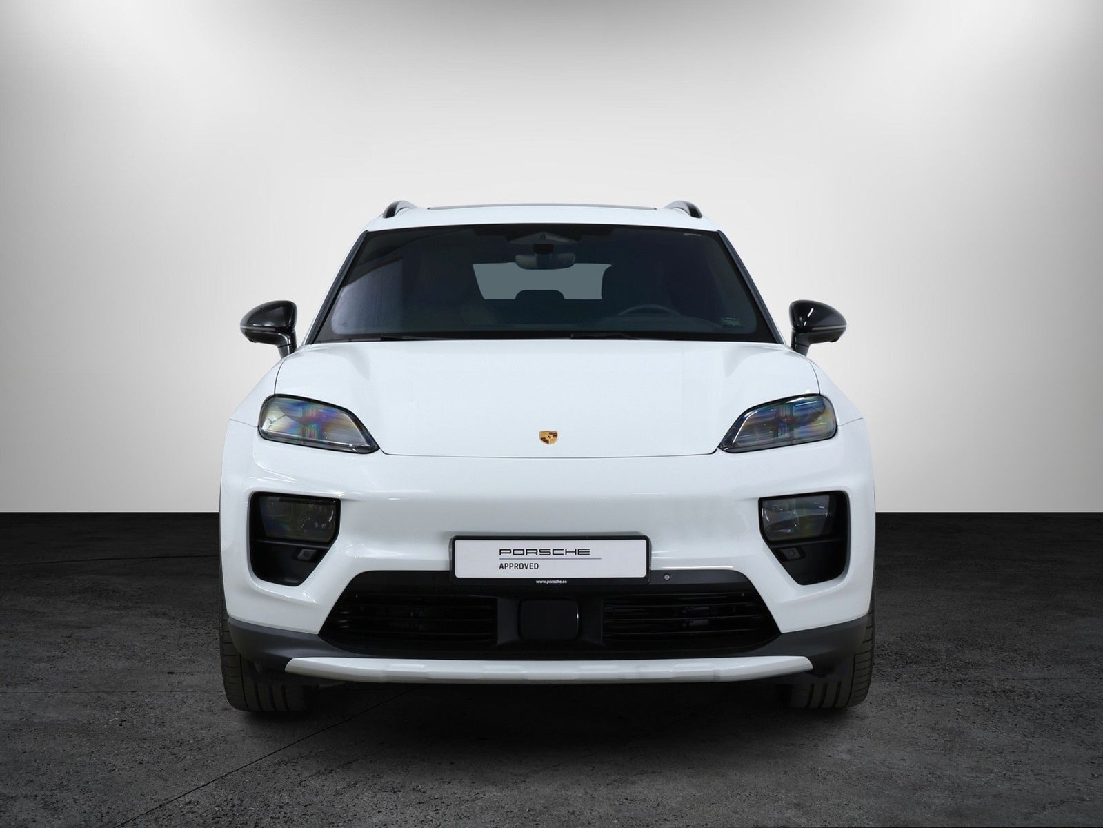 Porsche Macan Electric 4