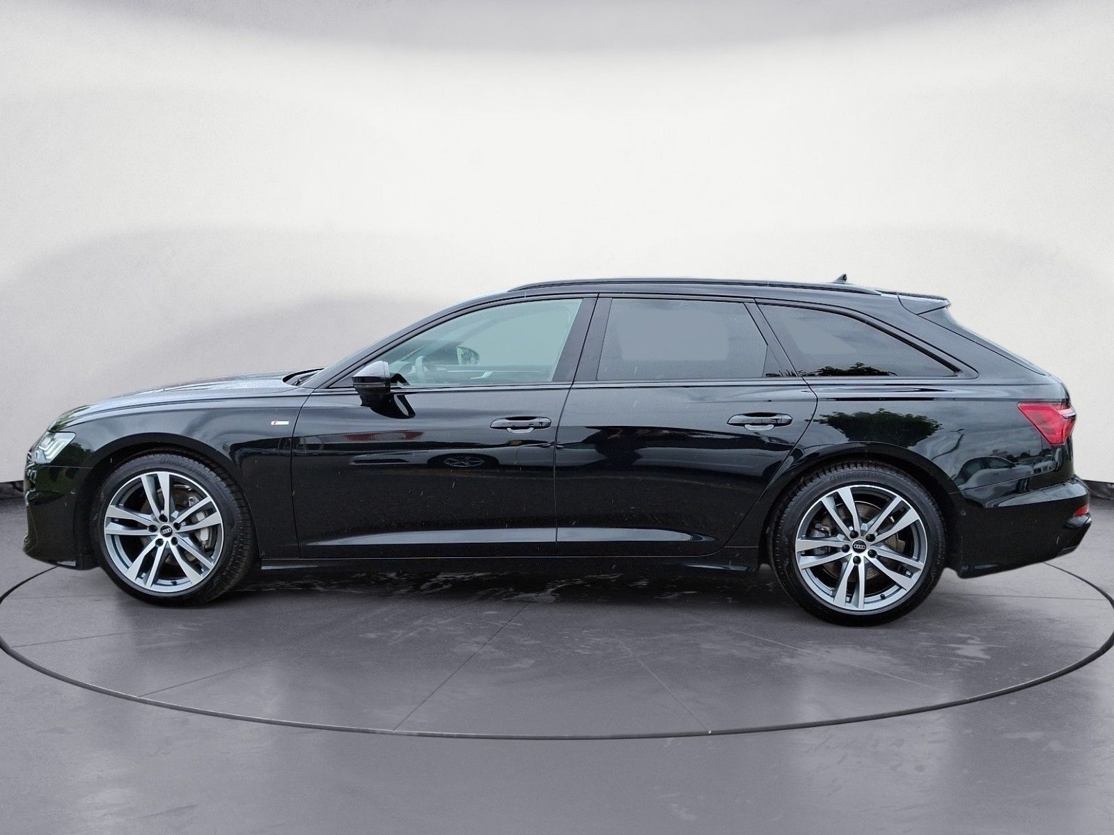 Audi A6 Avant 45 TDI quattro S tronic S line AHK HUD