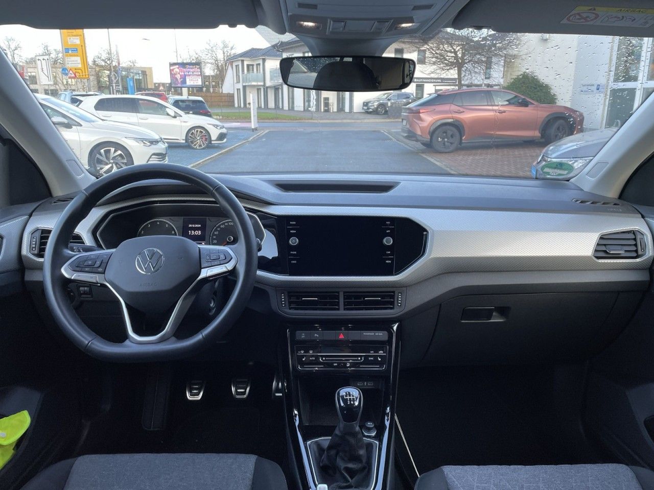 Volkswagen T-Cross 1.0 TSI MOVE - Samsaru's Car Outlet