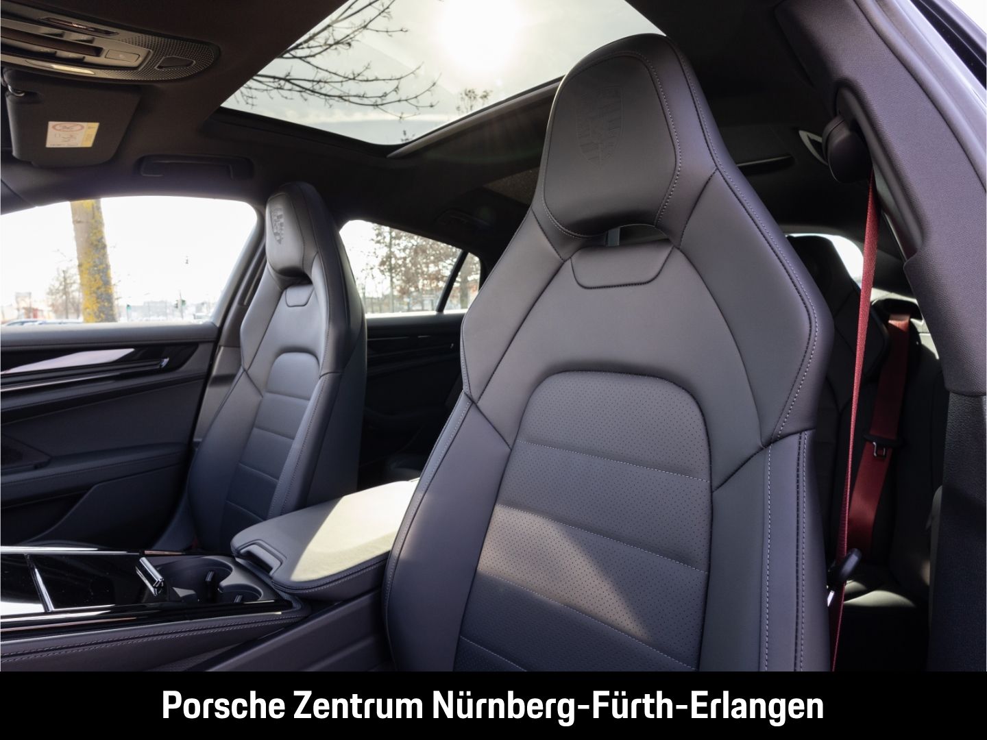 Porsche Panamera 4 E-Hybrid HUD InnoDrive HD-Matrix Luft