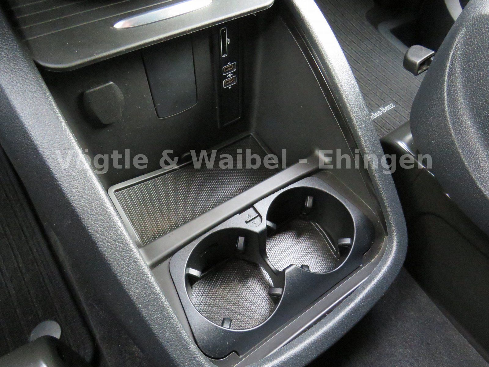 Mercedes-Benz V 300 d ED Lang - Samsaru's Car Outlet