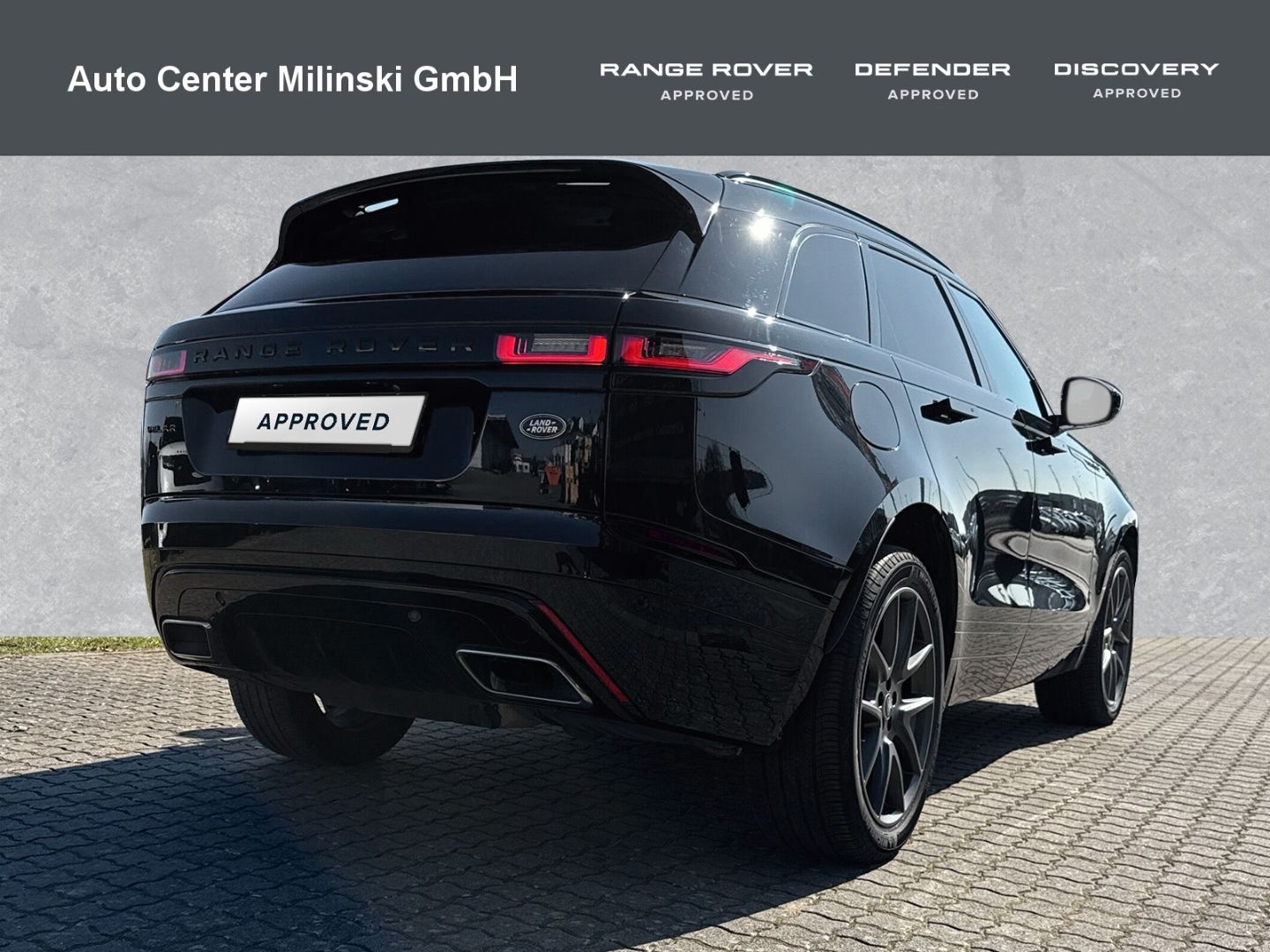 Range Rover Velar D300 R-Dynamic SE Black - Samsaru's Car Outlet