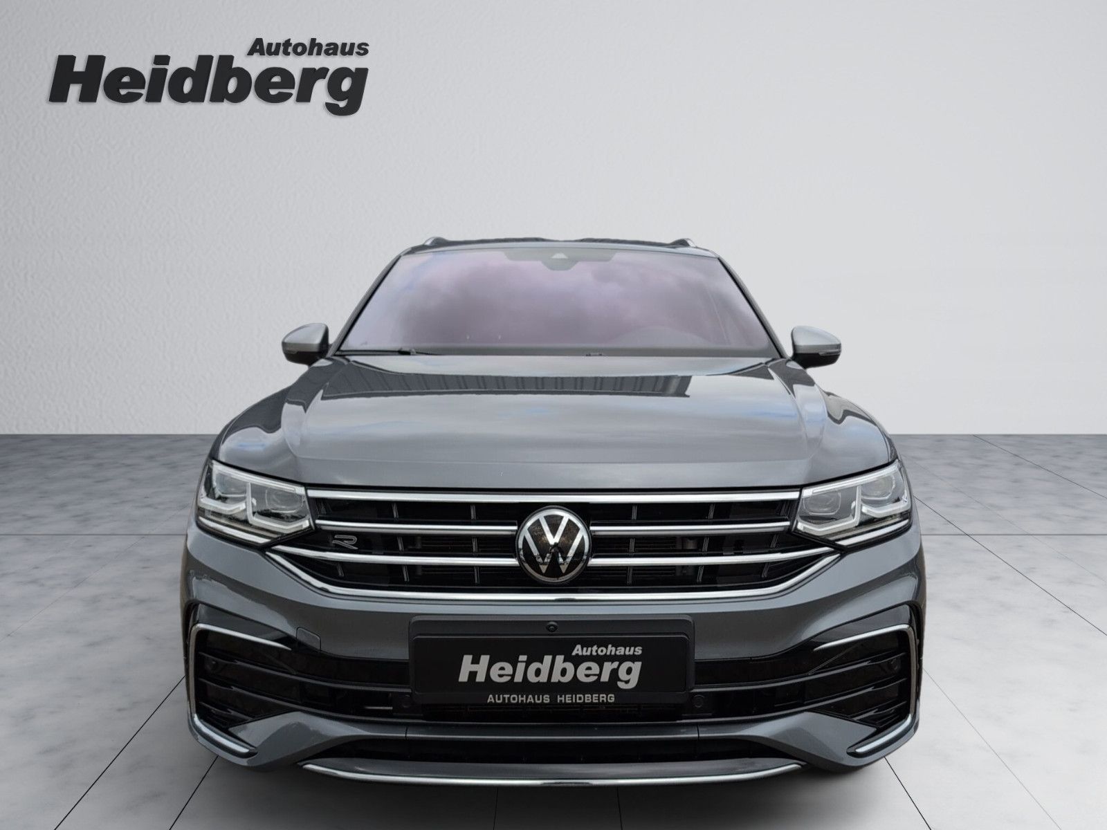 Volkswagen Tiguan Allspace R-LINE AHK-schw LEDER 20" 360°