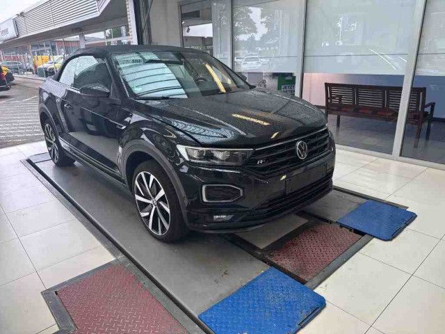 Volkswagen T-Roc 1.5 TSI DSG R-LINE BLACK - Samsaru's Car Outlet